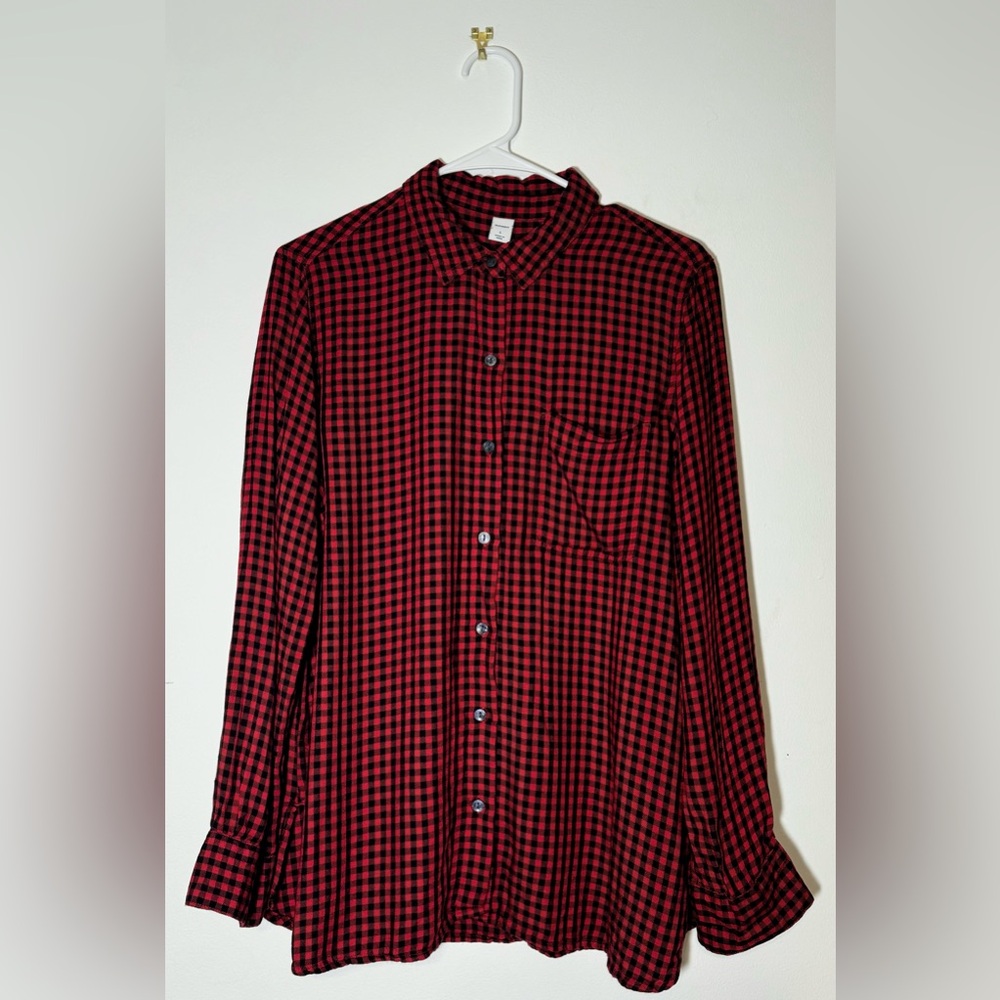 Old Navy Women’s Large Rayon Plaid Button Down